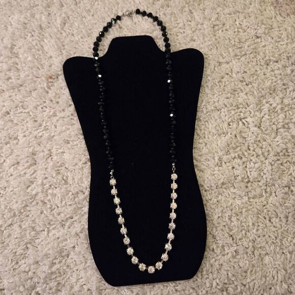 NWOT Long Faceted Jet Beads + Rhinestones Necklace - Picture 6 of 9
